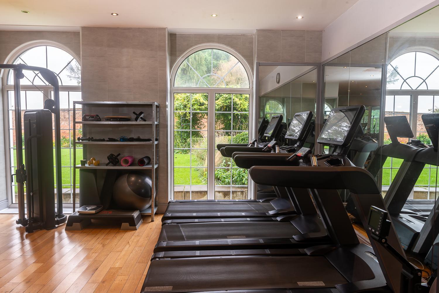 Rowton Hall Hotel And Spa Chester Exteriér fotografie